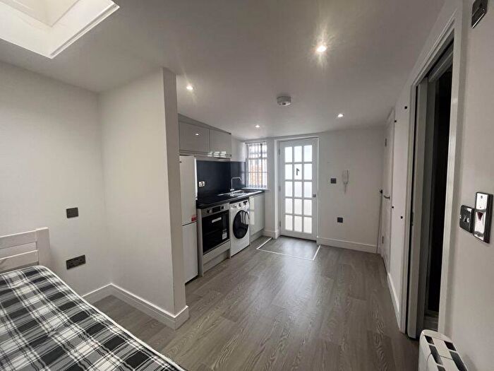 Studio To Rent In Bligh's Yard, North Lane, Canterbury, CT2