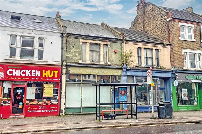 3 Bedroom Terraced House For Sale In Woolwich Road, Greenwich, SE10