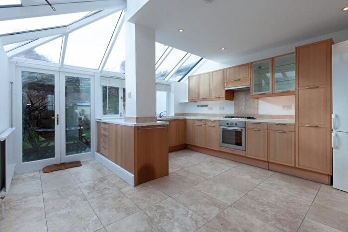 4 Bedroom Terraced House To Rent In South Street, Central Oxford, OX2