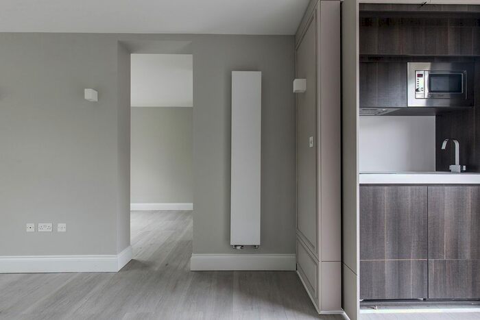 Studio To Rent In Russell Road, London, N13