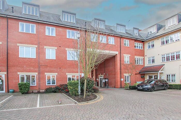 2 Bedroom Retirement Property For Sale In Ongar Road, Brentwood, CM15