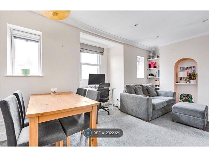 1 Bedroom Flat To Rent In Lavender Hill, London, SW11