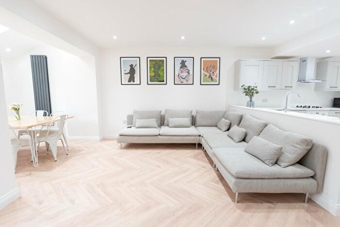 6 Bedroom Terraced House To Rent In Claremont Road, Liverpool, Merseyside, L15