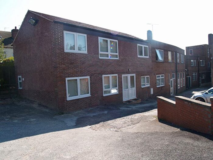 1 Bedroom Flat To Rent In Flat, High Street, Alfreton, DE55