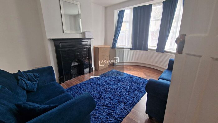 3 Bedroom Semi-Detached House To Rent In Brancaster Road, London, London, E12