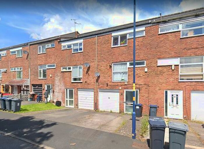 3 Bedroom House To Rent In Ralphs Meadow, Birmingham, B32