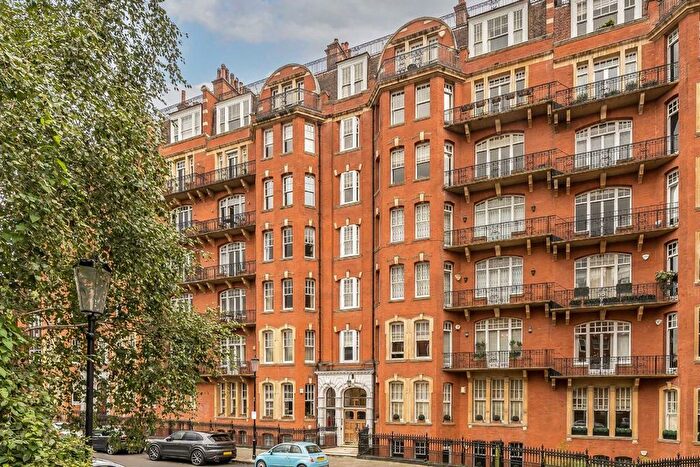 5 Bedroom Flat For Sale In Oakwood Court, Kensington, W14