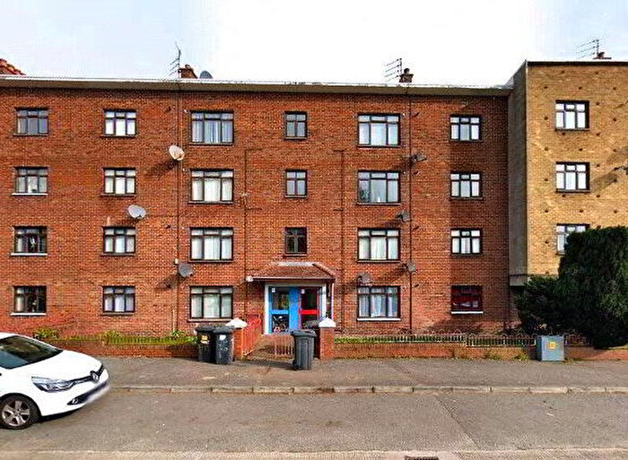 2 Bedroom Apartment / Flats For Sale In E Green End, Newtownabbey, BT37