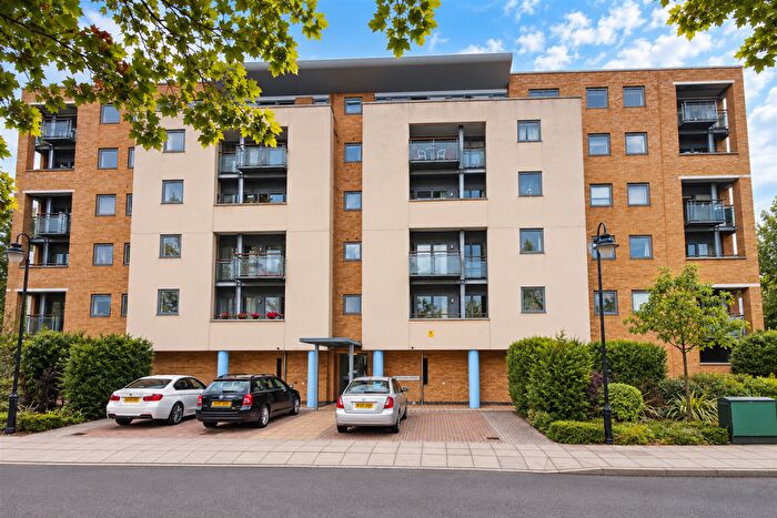 2 Bedroom Flat To Rent In Maritime Quay, London, E14
