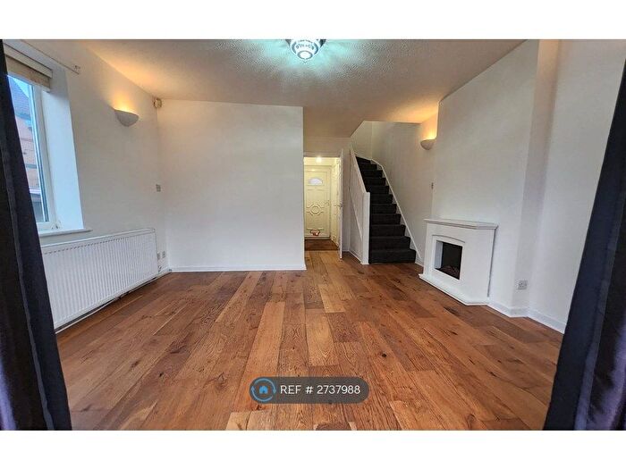 1 Bedroom Semi Detached House To Rent In St. Heliers Drive, Salford, M7