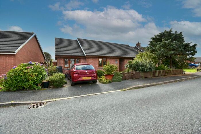 3 Bedroom Bungalow For Sale In Maes Awel, Fishguard, Pembrokeshire, SA65