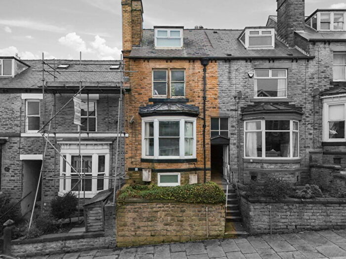 6 Bedroom Terraced House For Sale In Melbourn Road, Crookes, Sheffield, S10