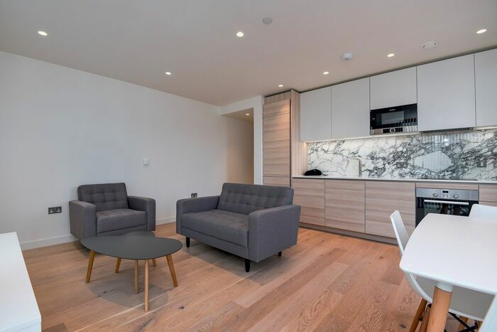 1 Bedroom Flat To Rent In The Lighterman, Pilot Walk, Lower Riverside, Greenwich Peninsula, SE10