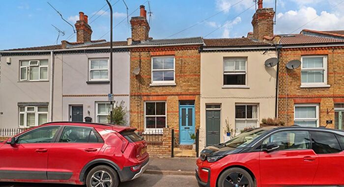2 Bedroom Property For Sale In Bourne Avenue, Windsor, SL4