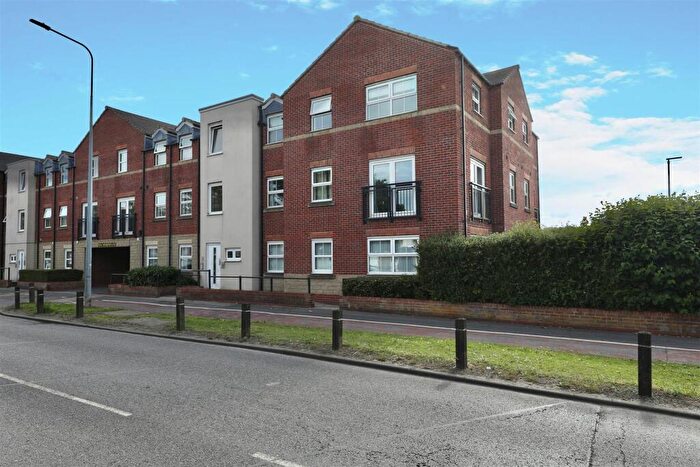 2 Bedroom Apartment For Sale In Priory Road, Hull, HU5