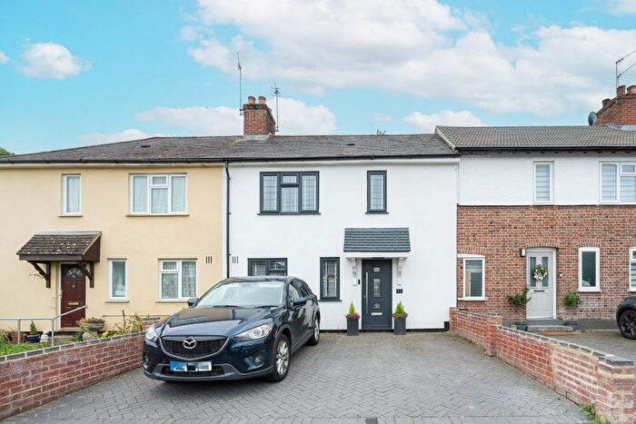 3 Bedroom Terraced House To Rent In Herne Road, Bushey, Hertfordshire, WD23