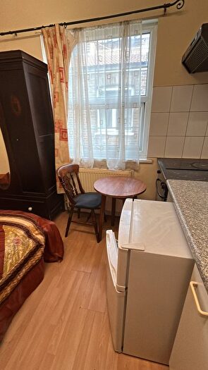 Studio To Rent In Bulstrode Road, Hounslow, TW3