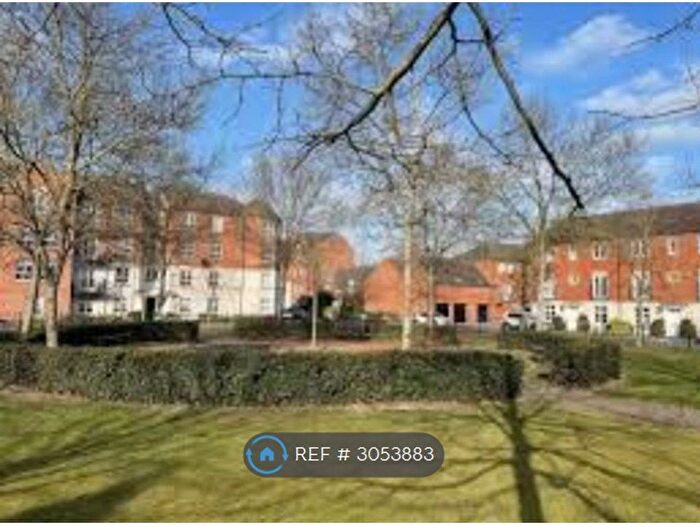 3 Bedroom Flat To Rent In West Bridgford, Nottingham, NG2