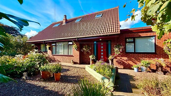 4 Bedroom Detached Bungalow For Sale In Buena Vista, New Road, Old Snydale, Pontefract, West Yorkshire, WF7