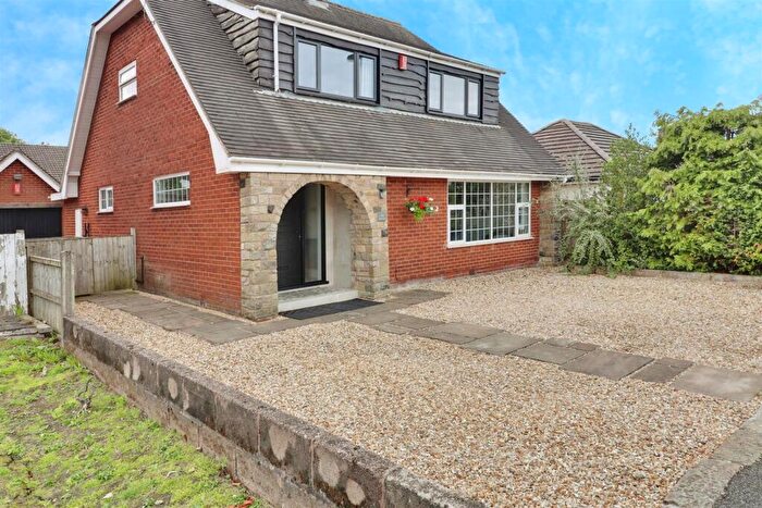 3 Bedroom Detached House To Rent In Lawton Street, Biddulph, Stoke-On-Trent, ST8