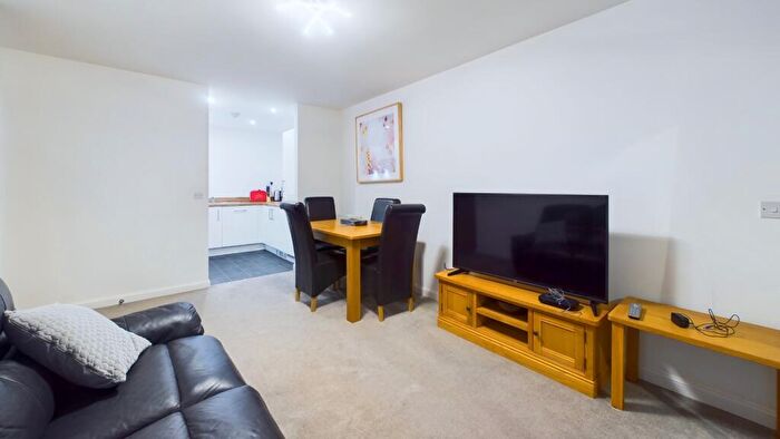 2 Bedroom Flat For Sale In Cathedral View, Full Street, Derby, Derbyshire, DE1
