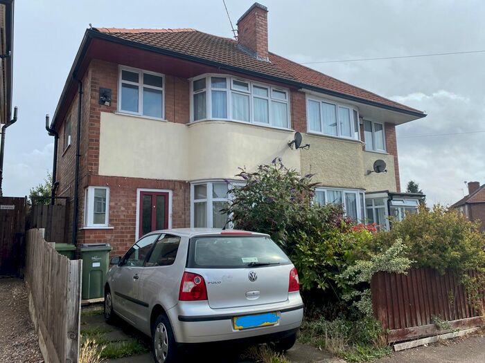 3 Bedroom Semi-Detached House To Rent In Hathaway Avenue, Braunstone Town, LE3