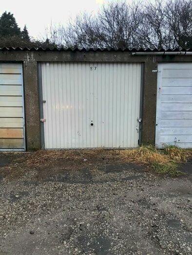 Garage / Parking To Rent In Coombe Drive (Garage), Sittingbourne, ME10