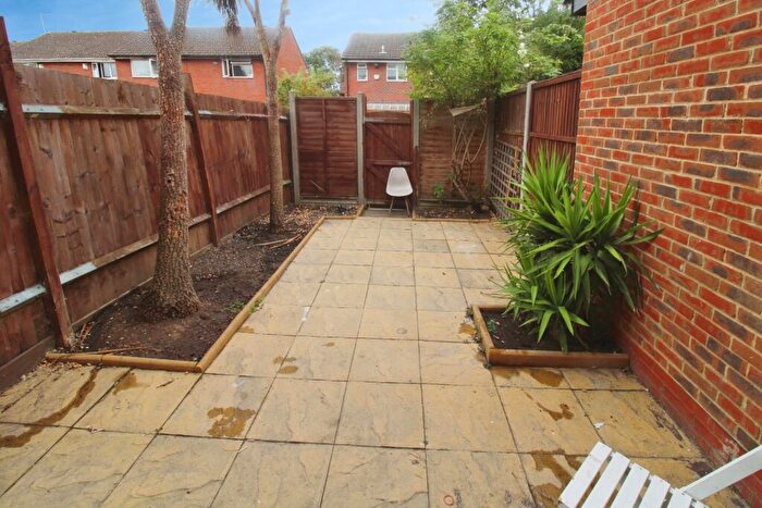 1 Bedroom House To Rent In Surlingham Close, London, SE28