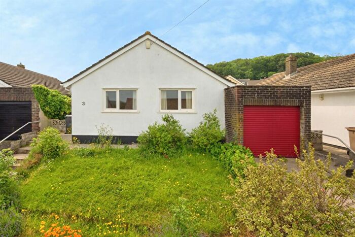 3 Bedroom Detached Bungalow For Sale In Russell Close, Plymouth, PL9
