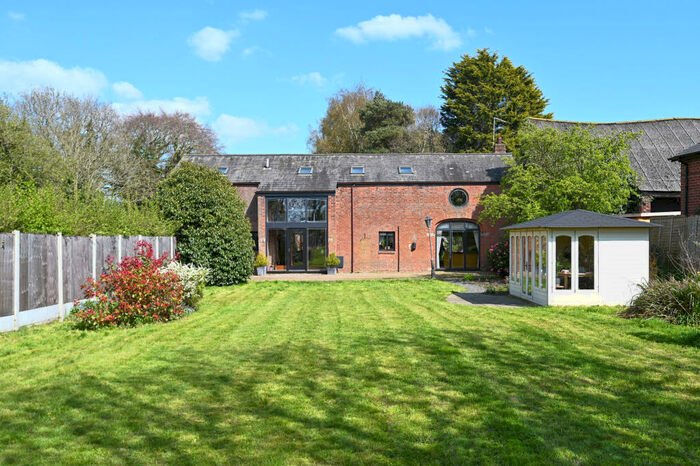 5 Bedroom Detached House For Sale In Fleetwood Road, Preston, PR4