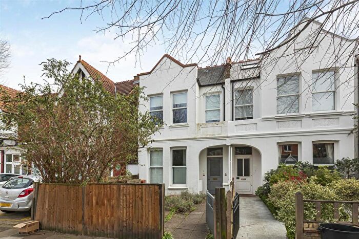 5 Bedroom End Of Terrace House For Sale In Palewell Park, East Sheen, SW14