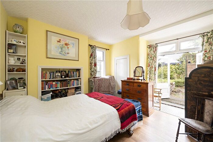 2 Bedroom Flat For Sale In Trinity Fields, Wandsworth Common, London, SW17