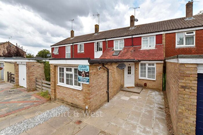 3 Bedroom Terraced House For Sale In Corsletts Avenue, Broadbridge Heath, Horsham, West Sussex, RH12