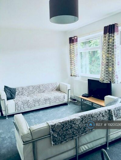 3 Bedroom Flat To Rent In Carlingford Court, Bognor Regis, PO21