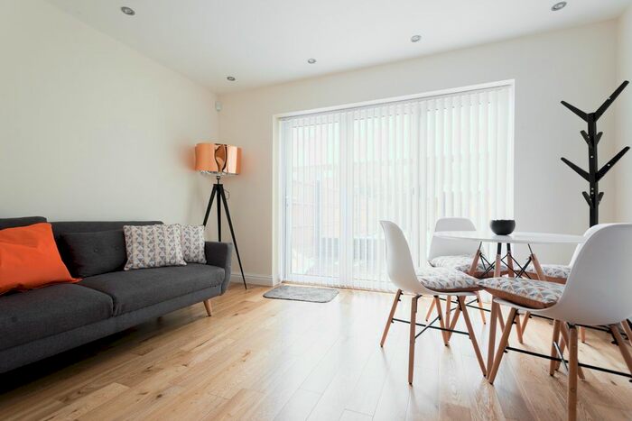 3 Bedroom Terraced House To Rent In Gresham Road, London, Greater London E16