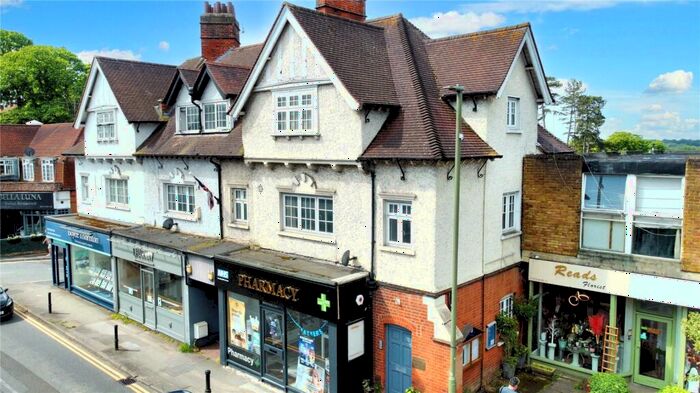 1 Bedroom Apartment To Rent In High Street, Oxshott, Leatherhead, Surrey, KT22