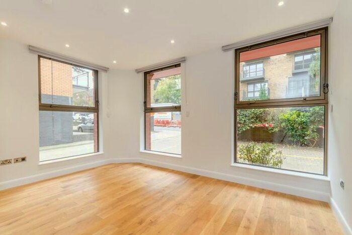 Studio To Rent In St Johns Road, Harrow, HA1