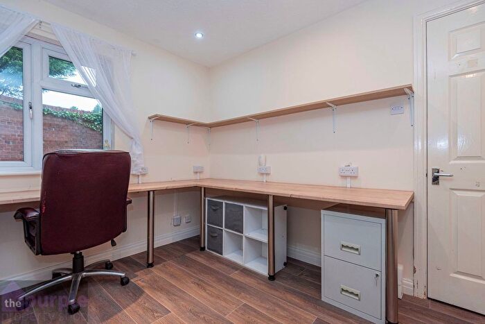 3 Bedroom Detached Bungalow For Sale In Grizedale Close, Bolton, BL1