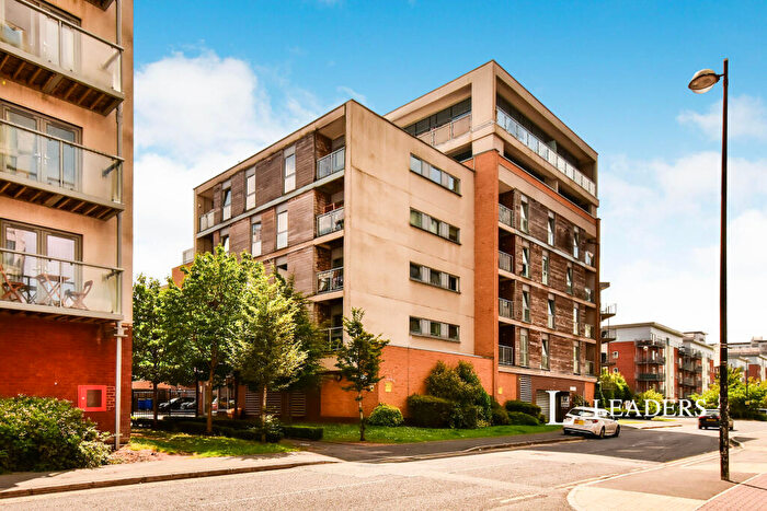 1 Bedroom Flat To Rent In Pioneeer House, Manchester, M5