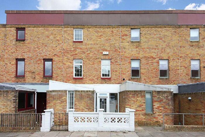 3 Bedroom Terraced House To Rent In Barset Road, Peckham, SE15