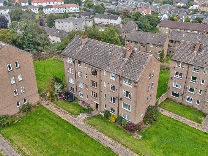 2 Bedroom Flat To Rent In Saggar Street, Dundee, Angus, DD2