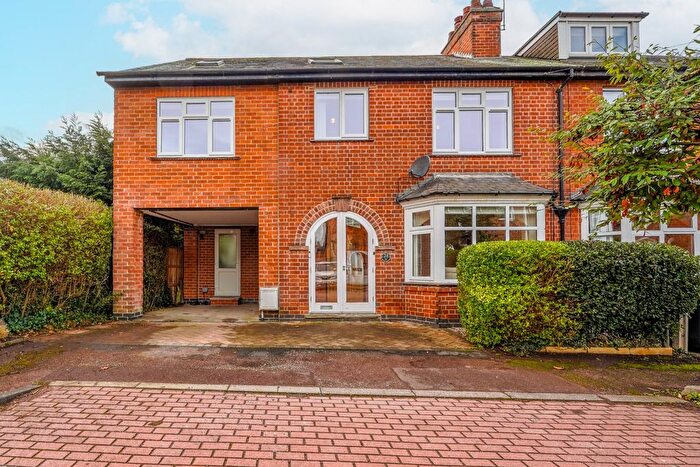 4 Bedroom Semi Detached House For Sale In Stanley Road, West Bridgford, Nottingham, Nottinghamshire, NG2