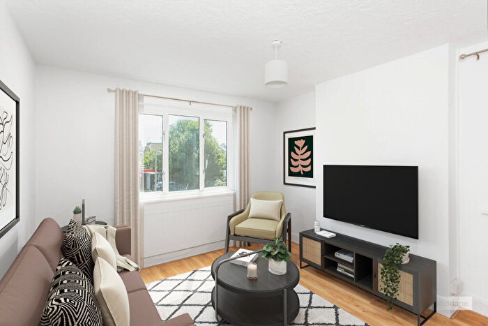 2 Bedroom Flat To Rent In Maldon Road Southend On Sea, SS2