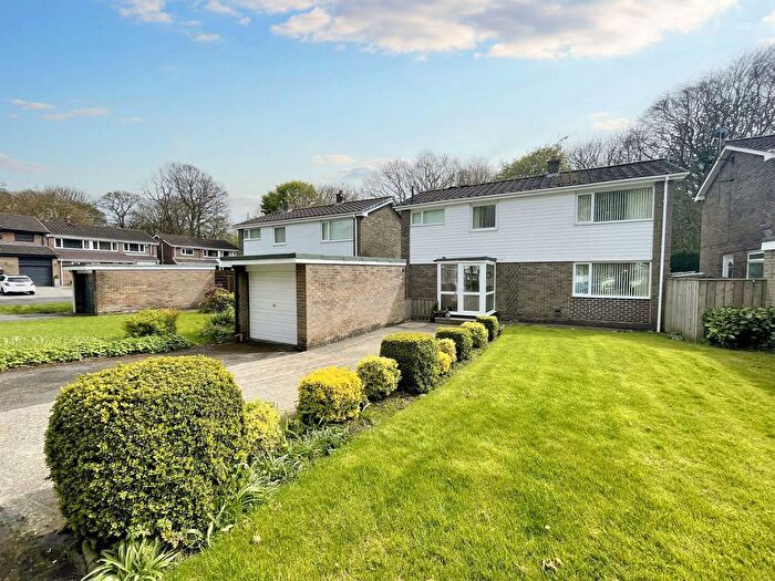 4 Bedroom Detached House For Sale In Shadforth Close, Peterlee, SR8