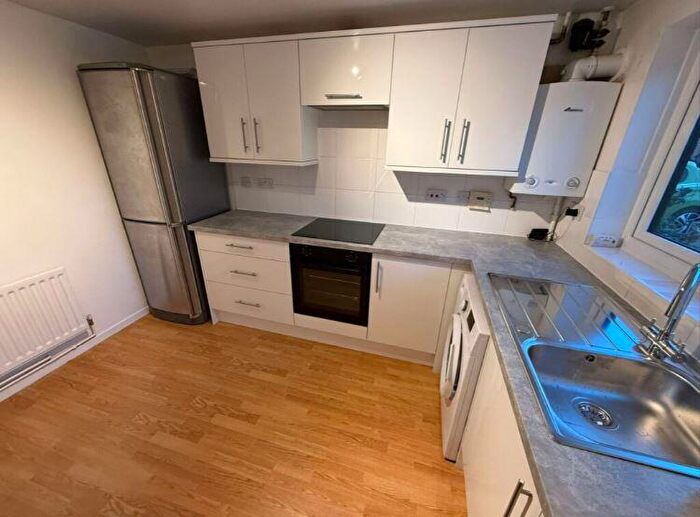 2 Bedroom Terraced House To Rent In Lay Gardens, Radford Semele, CV31