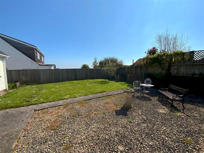 2 Bedroom Bungalow For Sale In Barcombe Road, Preston, Paignton, TQ3