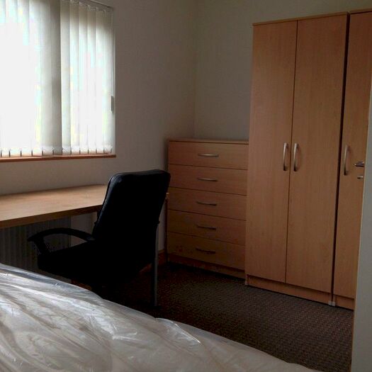 6 Bedroom House To Rent In Tiverton Road, Birmingham, B29