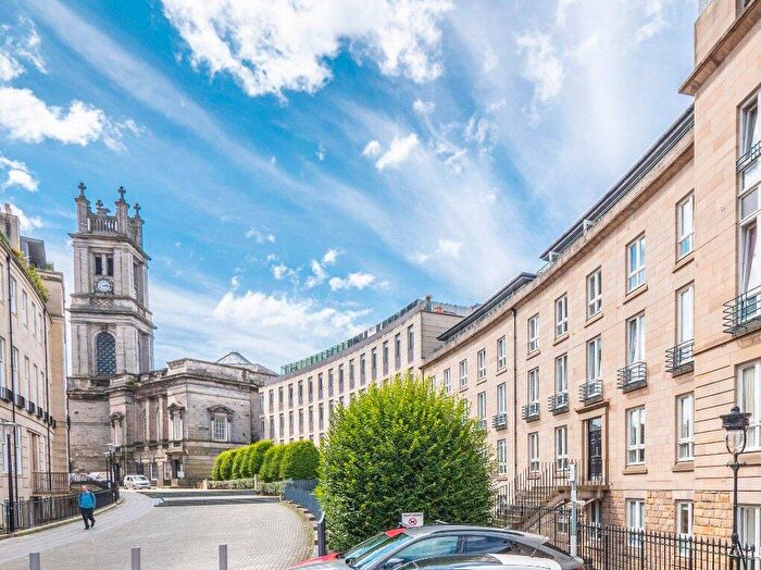 2 Bedroom Flat For Sale In / Fettes Row, New Town, Edinburgh, EH3