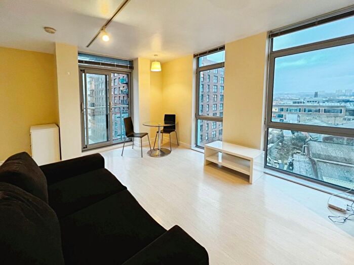 1 Bedroom Flat To Rent In Manor Mills, Ingram Street, Leeds, West Yorkshire, LS11