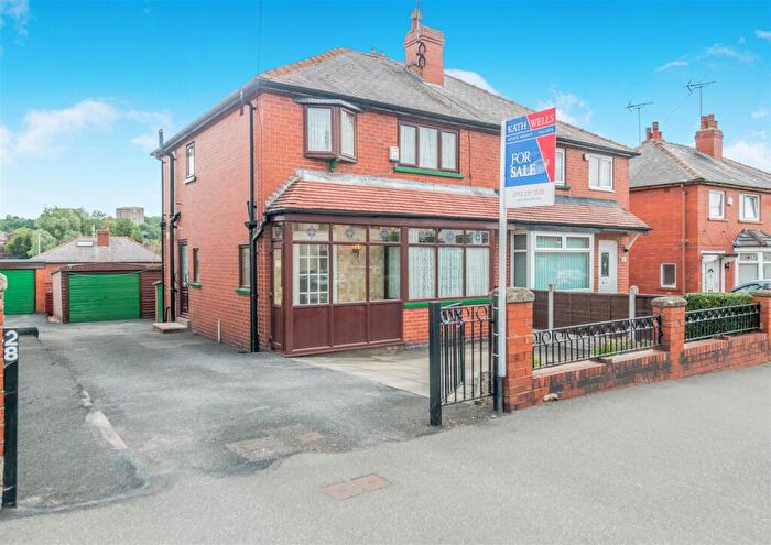 3 Bedroom Semi-Detached House For Sale In Water Lane, Leeds, LS12